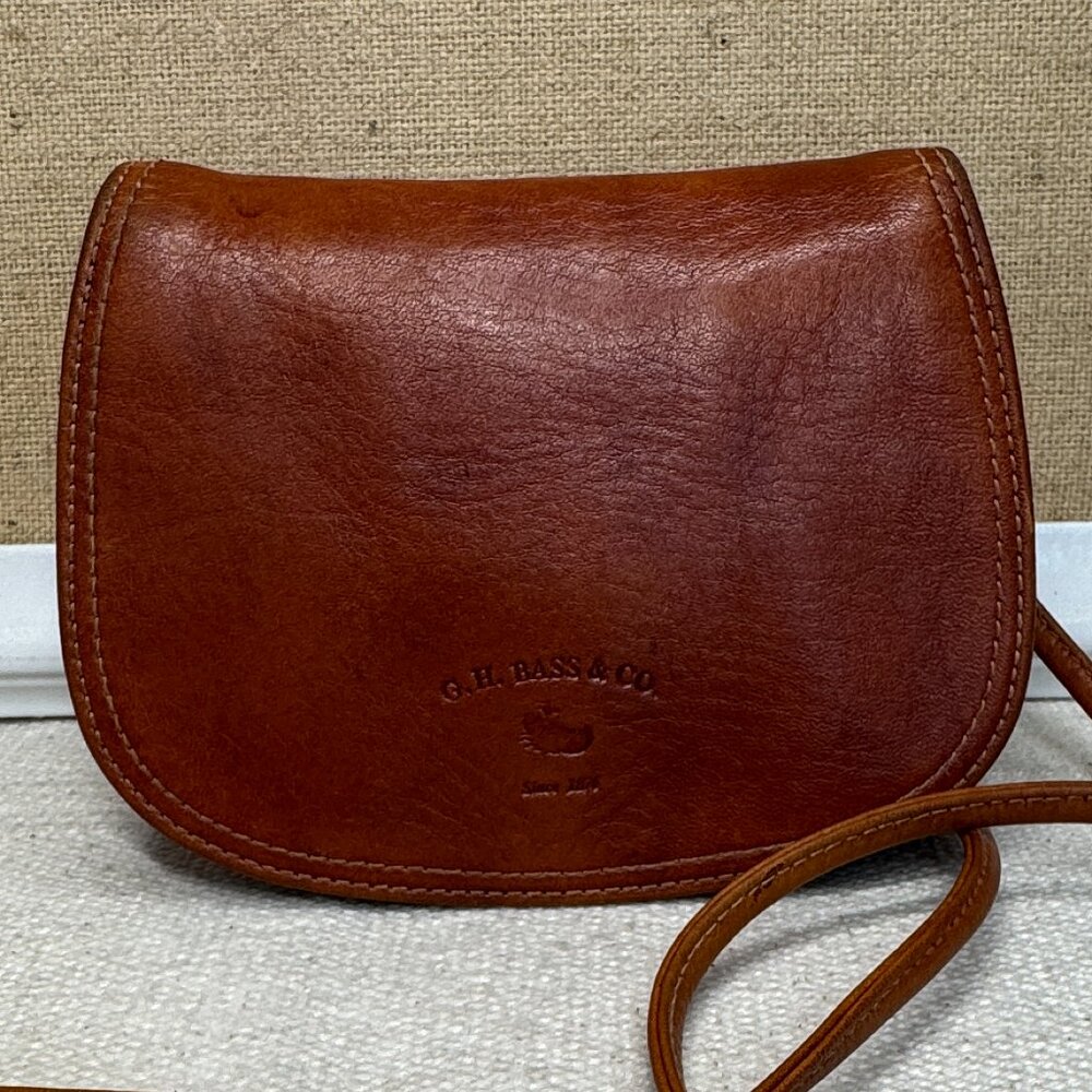 SOLD  - Vintage G.H. Bass & Co. Tan Leather Belt Bag Crossbody Pouch Restored